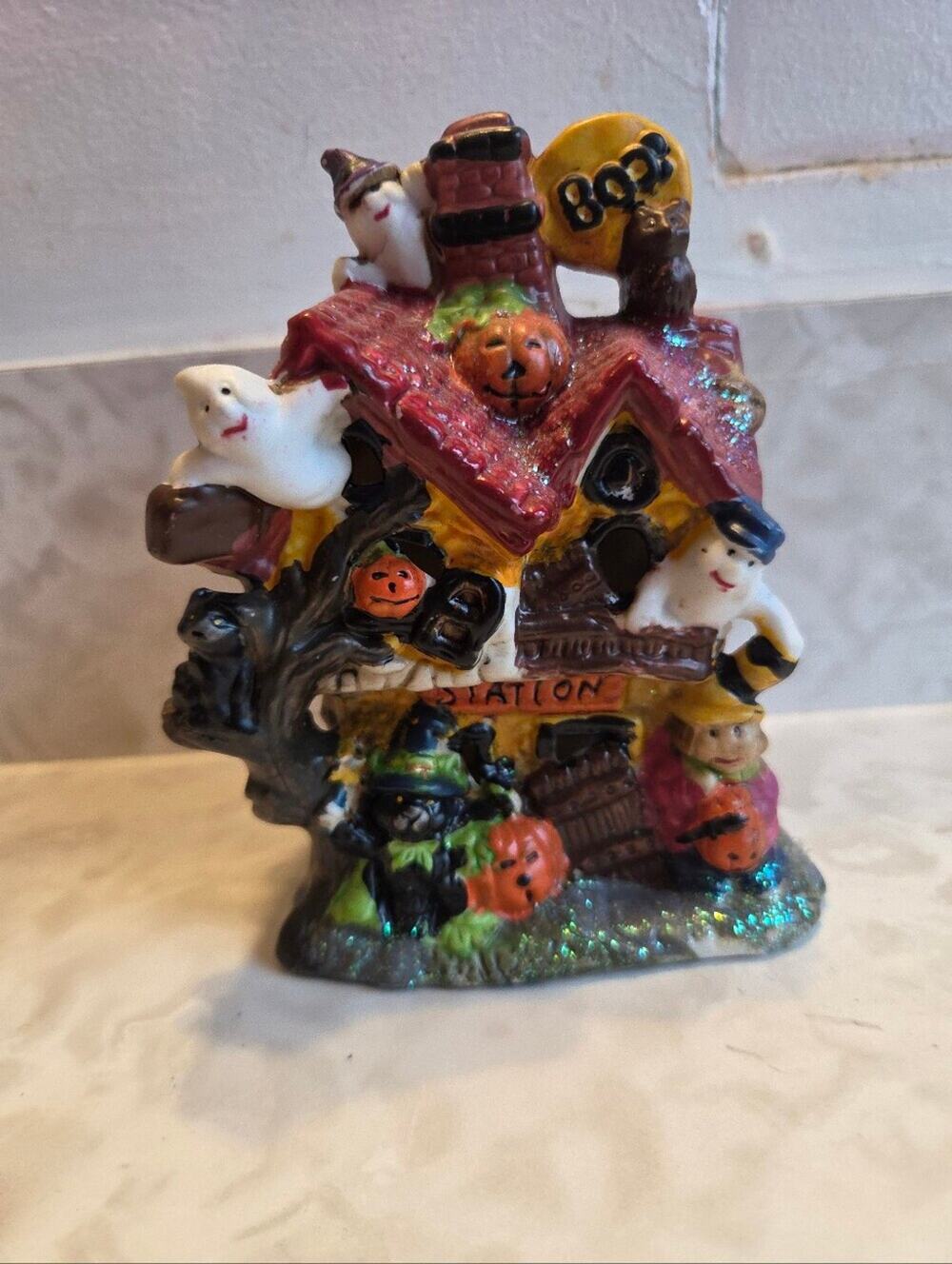 VTG Halloween Haunted House Small Village Figurine 5” Hand Painted Ghost Decor